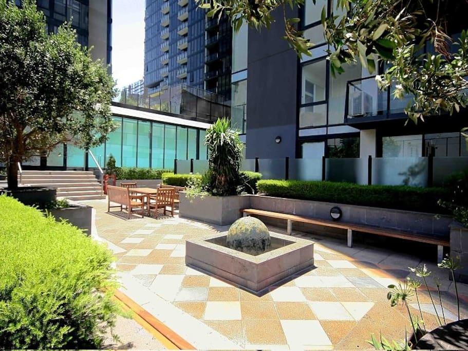 3 Bedroom Apartment In Southbank Мельбурн Екстер'єр фото