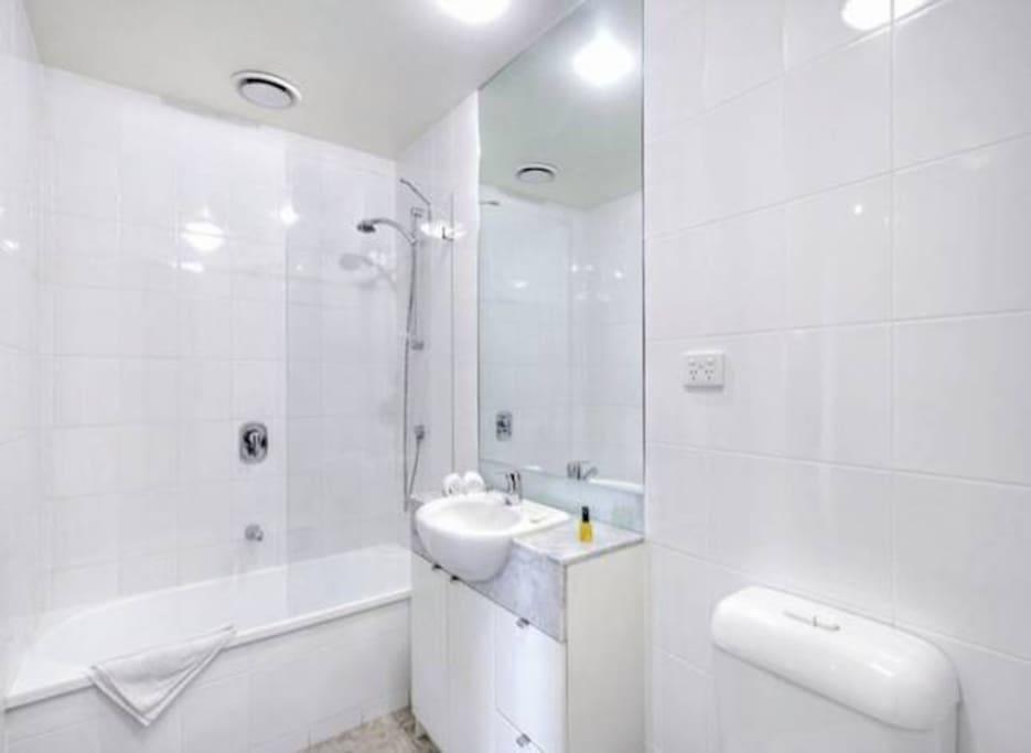 3 Bedroom Apartment In Southbank Мельбурн Екстер'єр фото