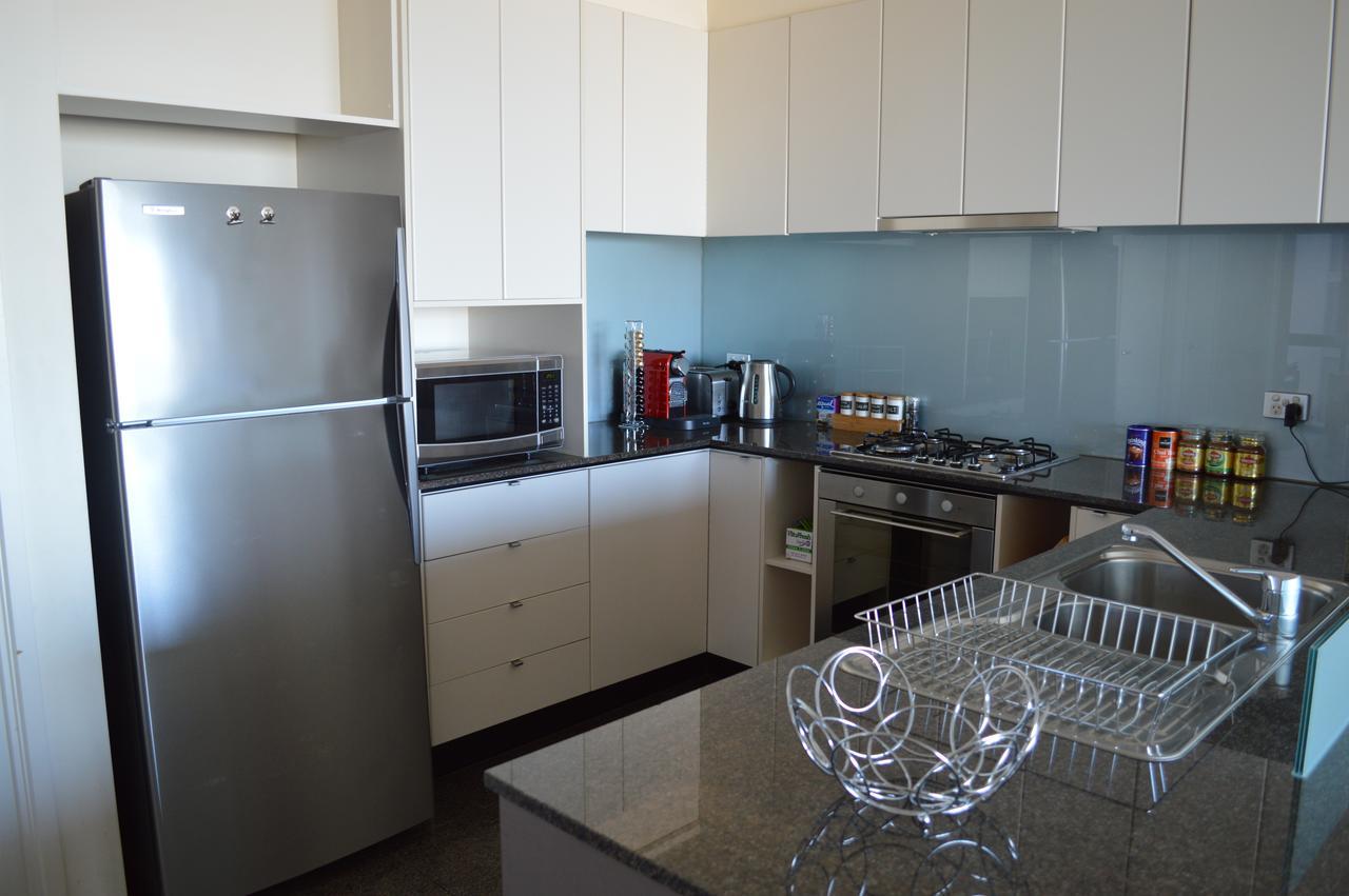 3 Bedroom Apartment In Southbank Мельбурн Екстер'єр фото